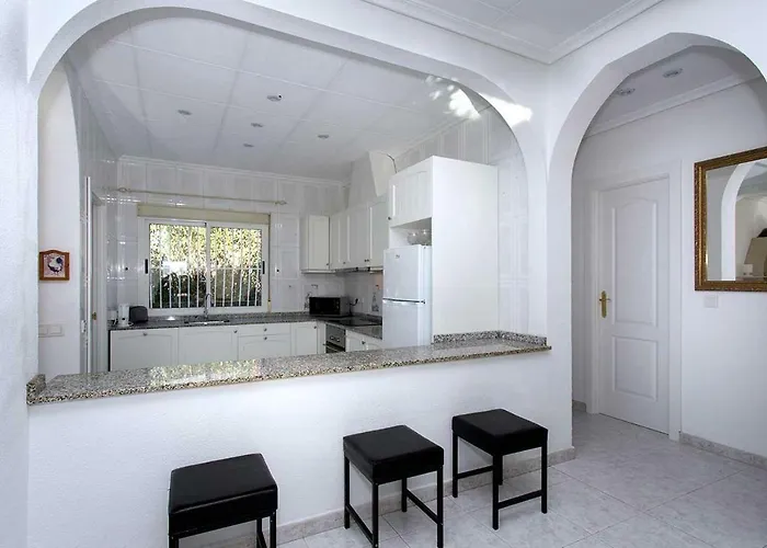 Ch Calliandra Villa *