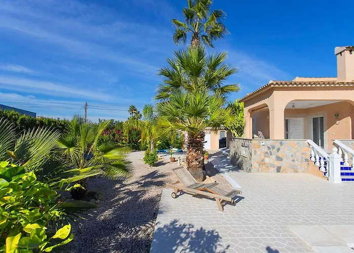 Ch Calliandra Villa *